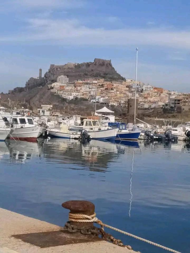 Appartamento Con Veranda E Giardino A 75 M Dal Mare Castelsardo Exterior photo